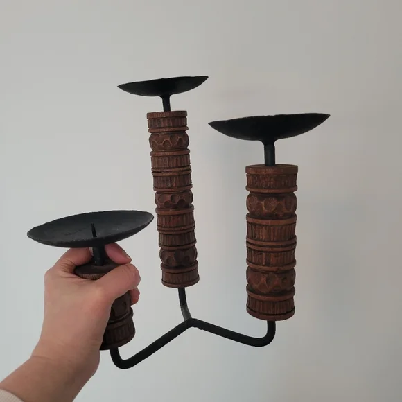 3 Arm tiered pillar candle holder with decorative carved wood accent - Picture 3 of 9